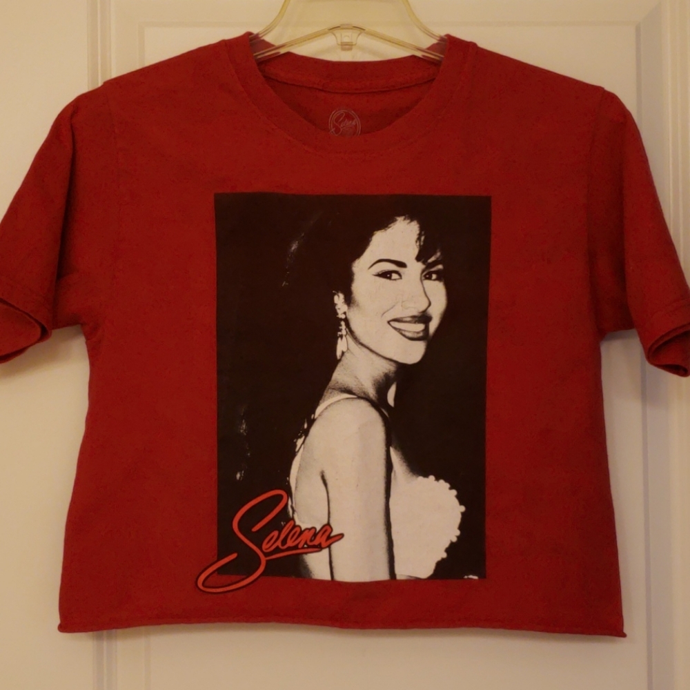 Red Selena crop top